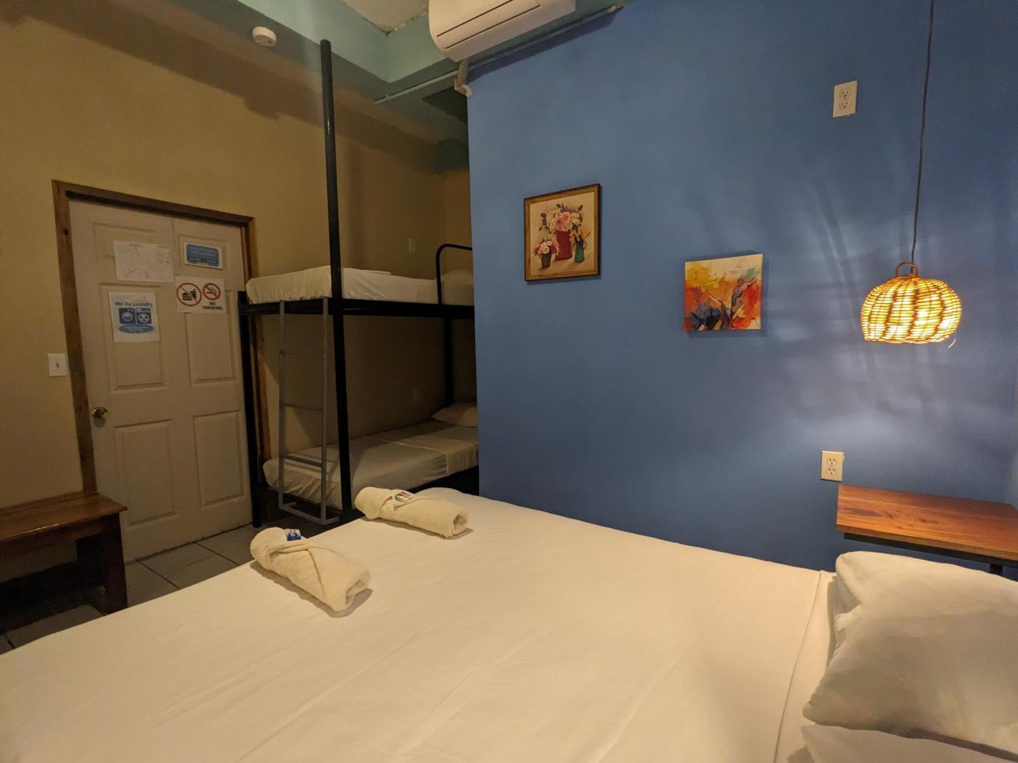 Kawoq Hostel سان إجناسيو المظهر الخارجي الصورة